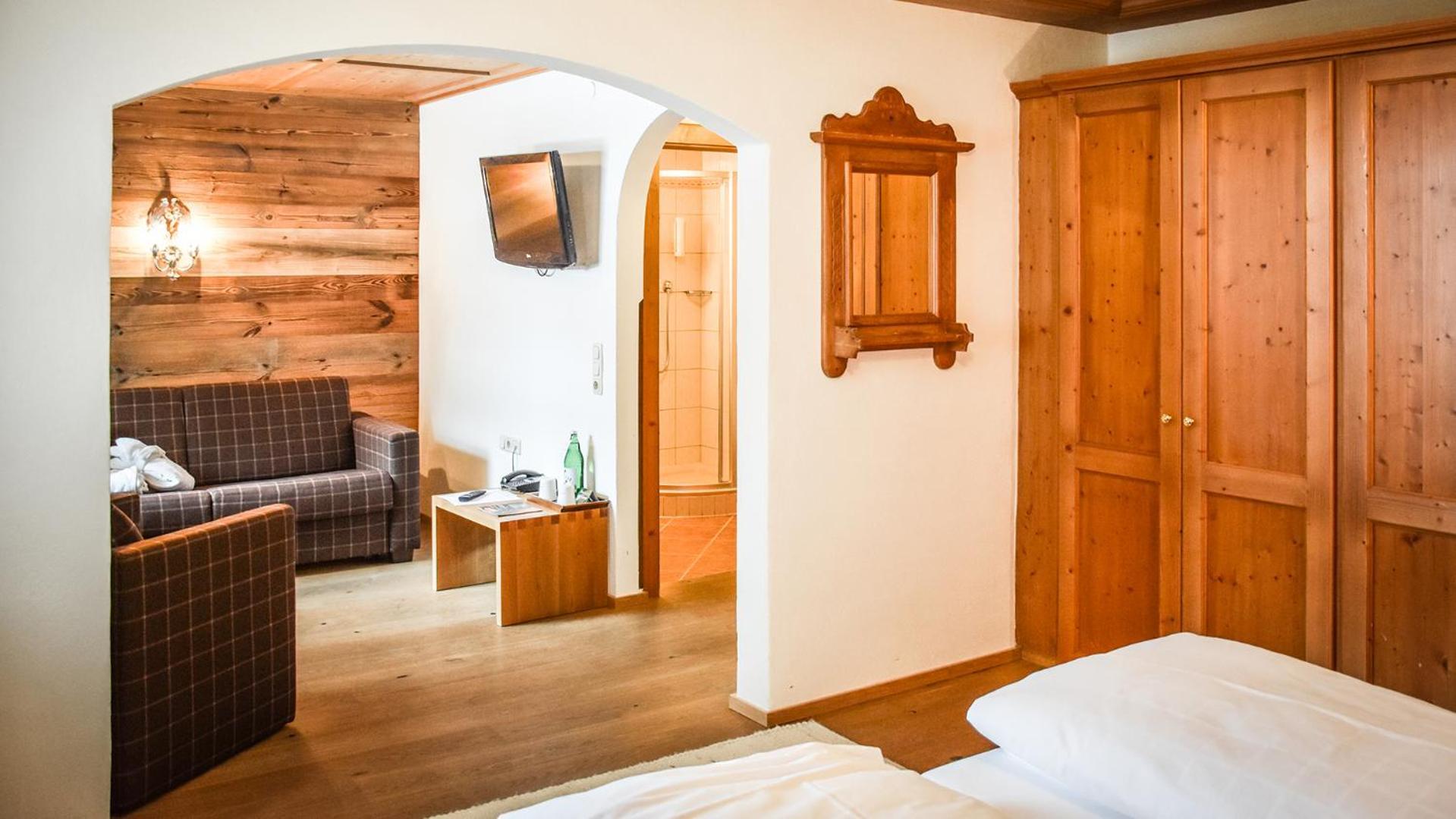 Lechquell Hotel Post Steeg Quarto foto